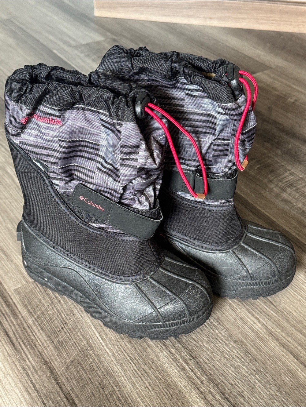 Columbia snow boots big bigs 3 black red winter warm lined ski sledding